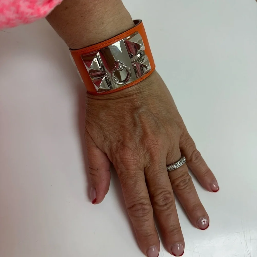 Hermès Collier de Chien (CDC) Wide Leather Cuff Bracelet – Orange